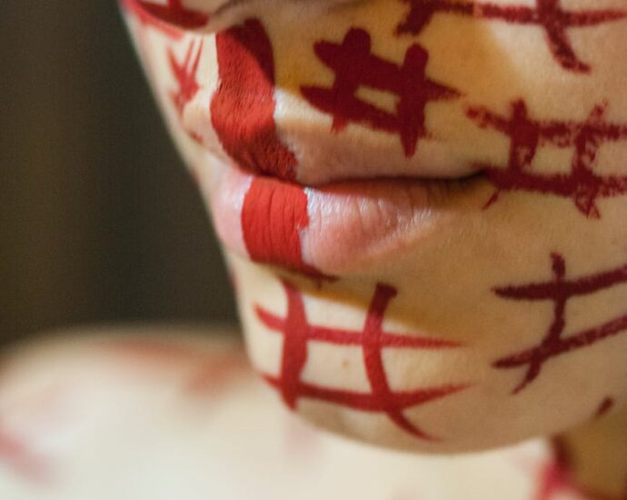 closeup photo of person s face